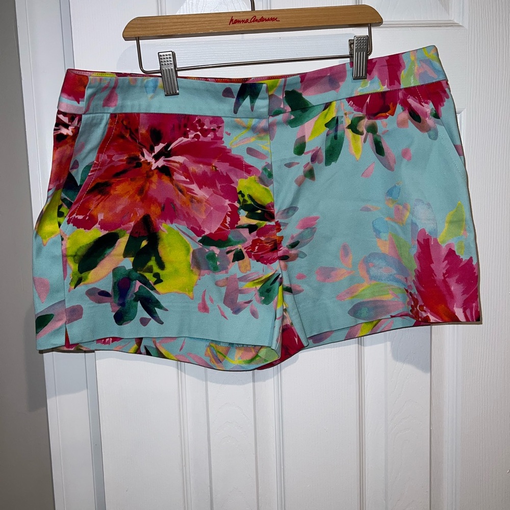 Trina Turk Corbin Short in Multi color size 12